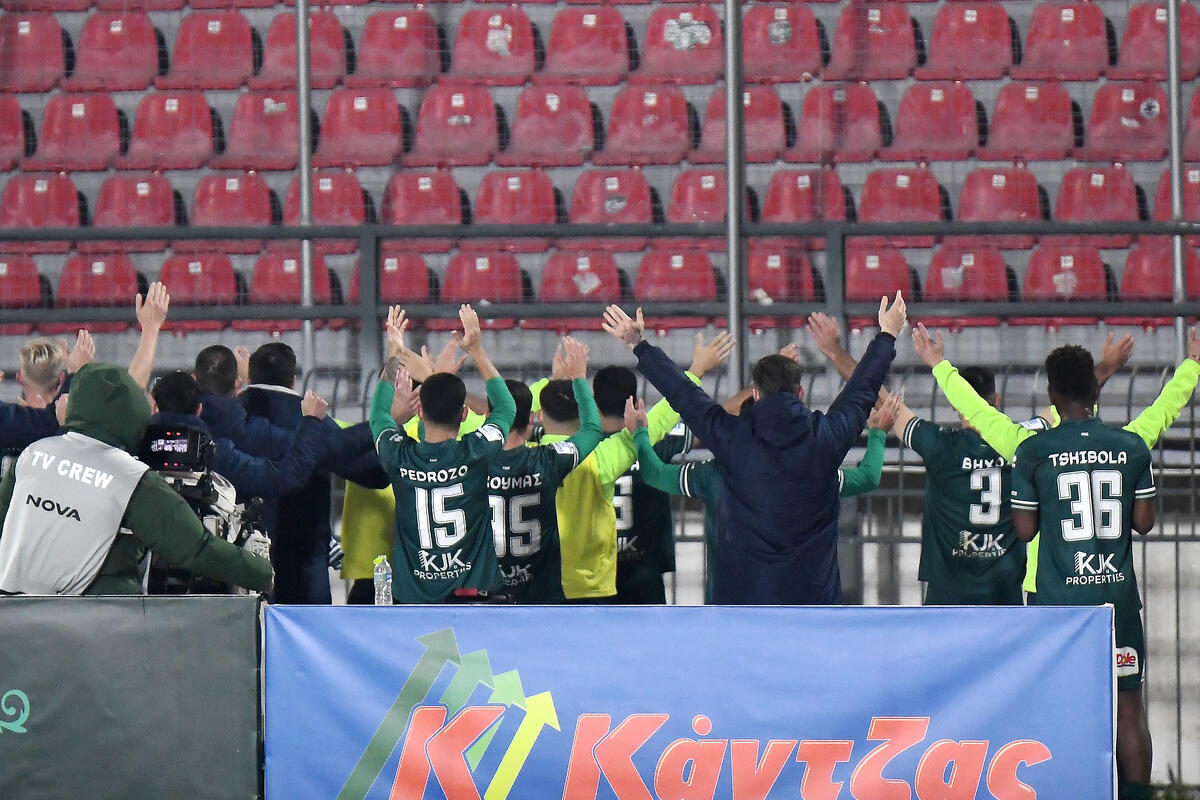 Super League: Ακάθεκτος ο Λεβαδειακός, πέρασε και από τις Σέρρες thumb