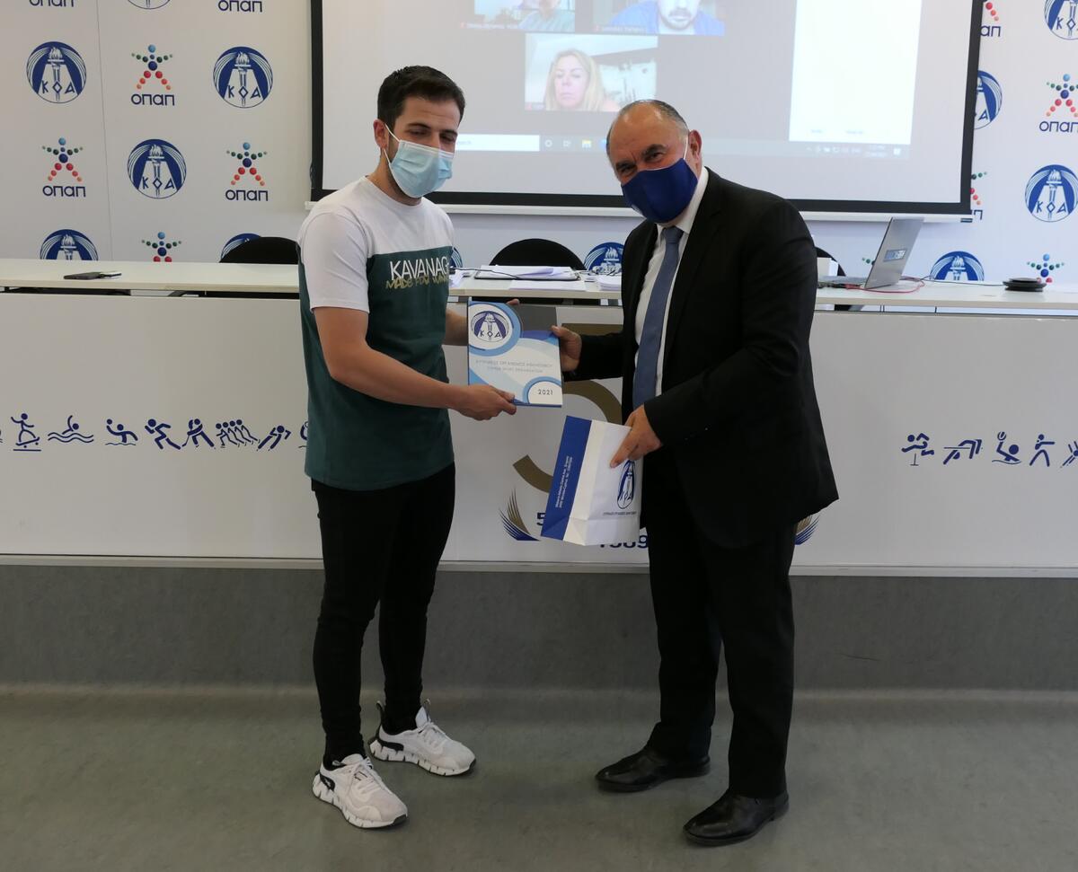 Πρόεδρος ΚΟΑ: Ατόφιο ταλέντο της Σκοποβολής ο Αντρέας Μακρή thumb