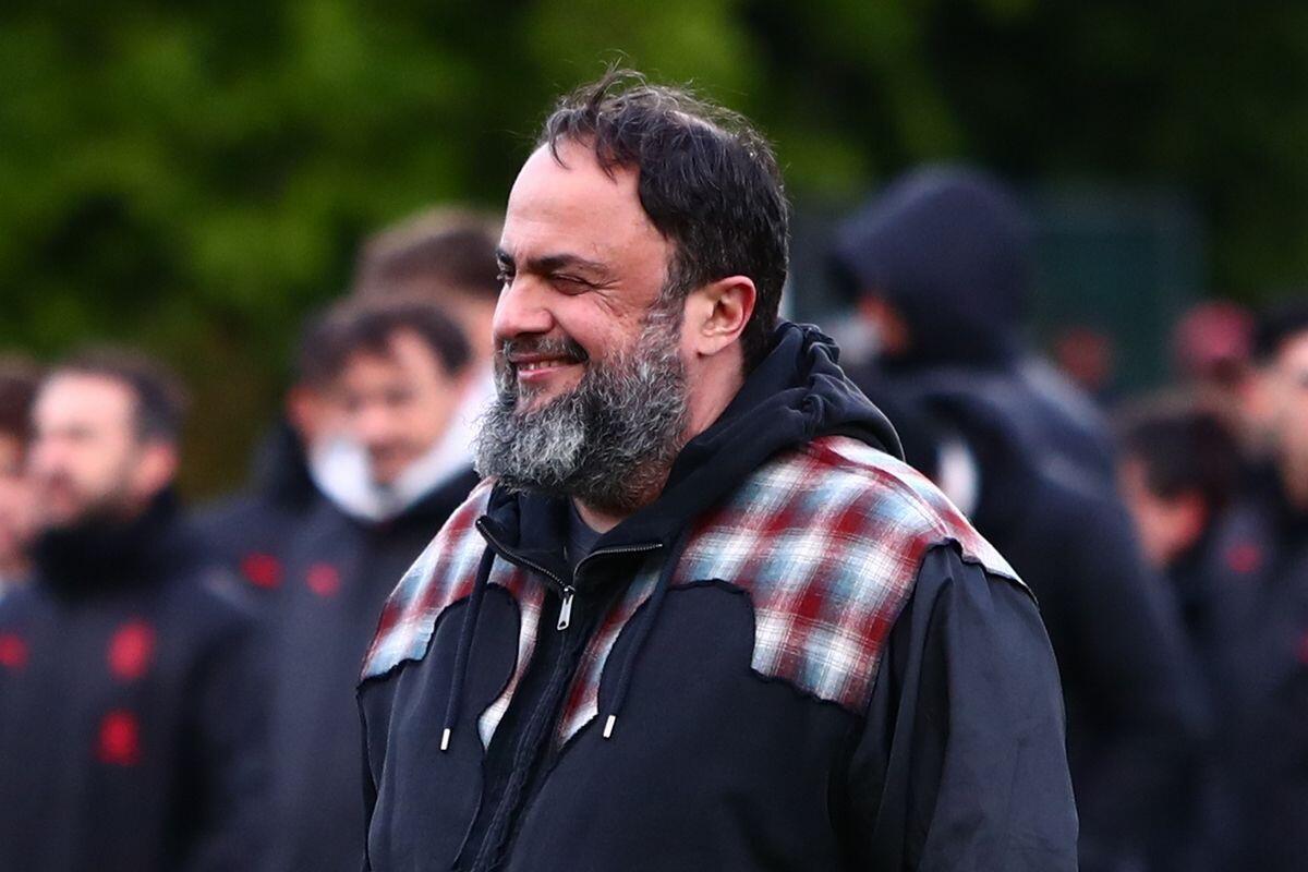 Η αντίδραση του Μαρινάκη και το φιλί στο τρόπαιο! (ΦΩΤΟΣ) thumb