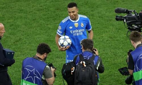 Πήρε το βραβείο και την μπάλα του αγώνα… σπίτι του! thumb