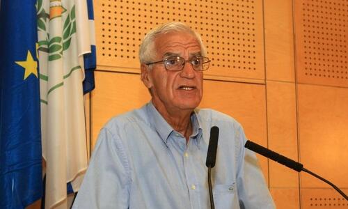 Βολές (και) Μιχαηλίδη κατά Παπαχαραλάμπους thumb