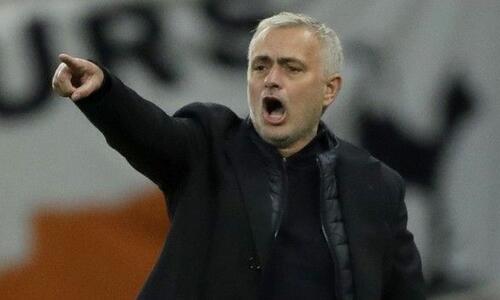 Καψόνι του Μουρίνιο στους παίκτες της Τότεναμ μετά την ήττα  thumb