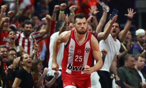 Το εκπληκτικό Final-4 του Άλεκ Πίτερς: Αυτά έκανε ο Αμερικανός παίκτης του Ολυμπιακού thumb