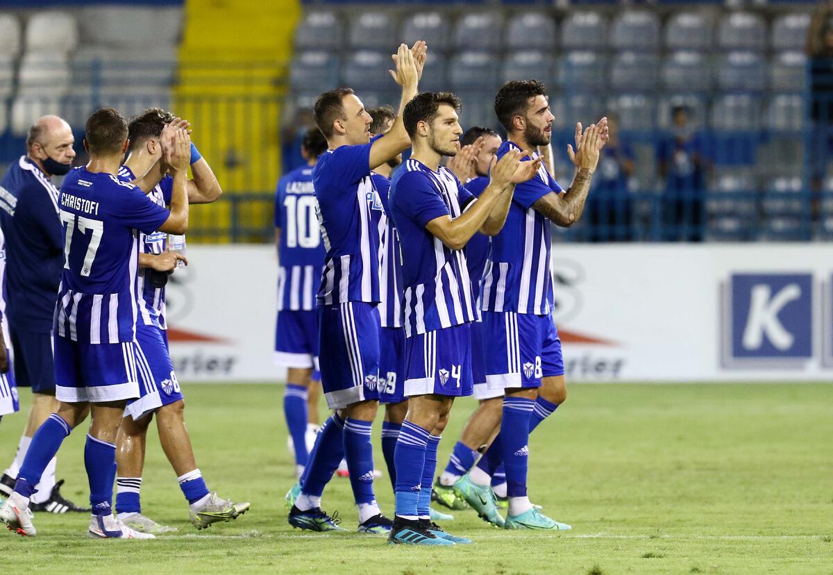 Τα ενθαρρυντικά μηνύματα και το χειροκρότημα thumb