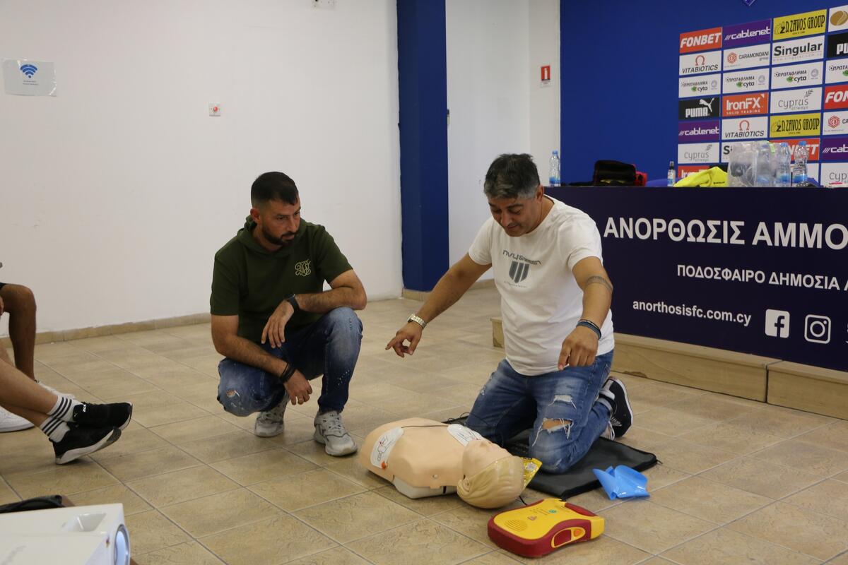 Έμαθαν πως να σώζουν ζωές στελέχη της Ανόρθωσης (ΦΩΤΟΣ) thumb