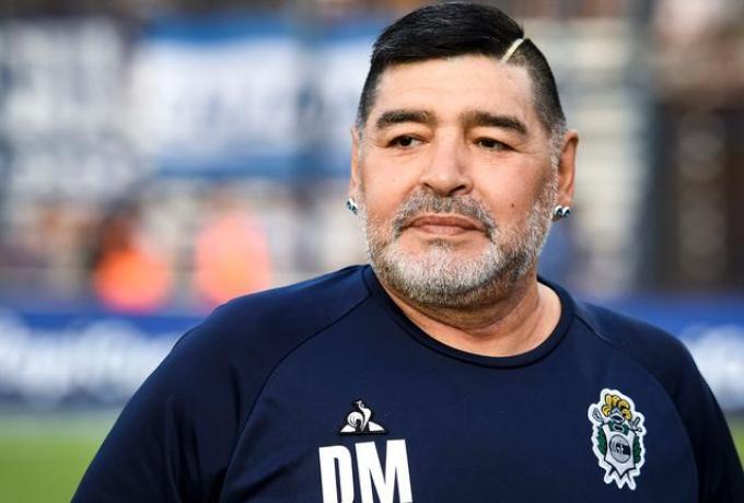 Ανθρωποκτονία από αμέλεια: οκτώ κατηγορούμενοι για τον θάνατο του Μαραντόνα thumb