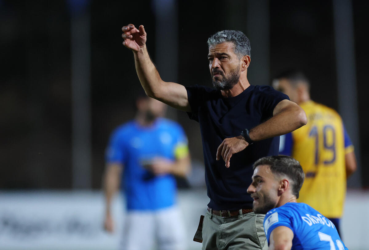 «Δάκρυσα μετά το τελικό σφύριγμα» - το μήνυμα του στον κόσμο της ΑΕΛ thumb