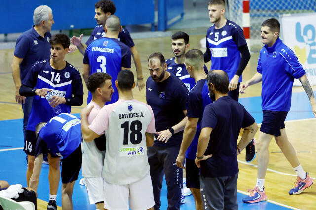 Αντίο Ευρώπη με ψηλά το κεφάλι για Παφιακό thumb