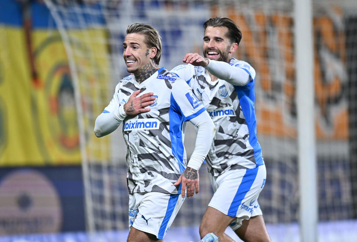 Απόλλων - ΑΠΟΕΛ 2-1: Πέμπτη σερί νίκη με Λοσάδα και πέμπτη θέση thumb