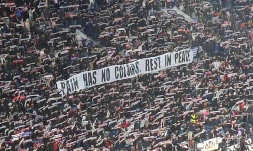 «Ο πόνος δεν έχει χρώμα»: Το πανό των οπαδών της Λιόν για τους αδικοχαμένους φίλους του ΠΑΟΚ thumb
