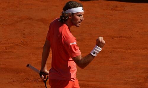 «Αγρίεψε» και πέρασε στους 16 του Barcelona Open ο Τσιτσιπάς thumb