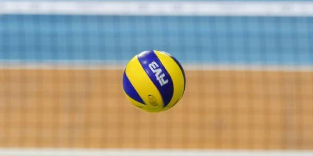 «Κυανόλευκο» το Βαρωσιώτικο μετά από 43 χρόνια thumb