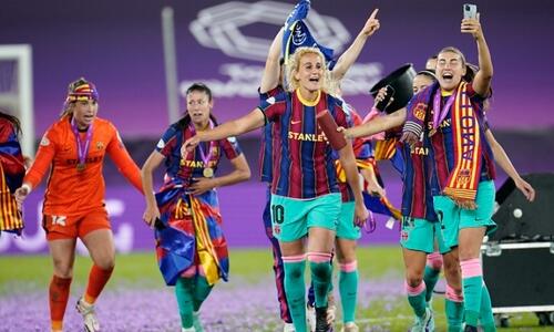 Έγραψε ιστορία η Μπαρτσελόνα στο Champions League thumb