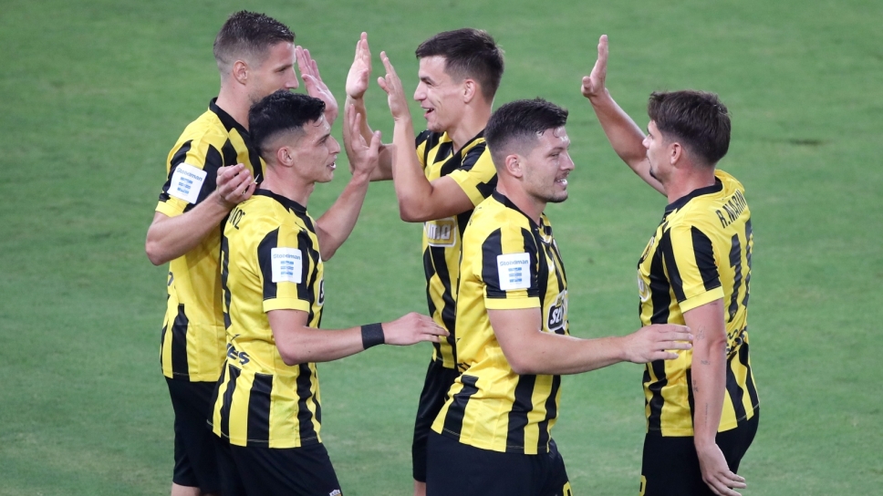 Super League: Από... αέρος η ΑΕΚ νίκησε 3-0 τον ΟΦΗ image