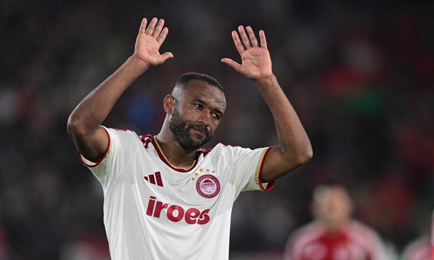 Ο Ελ Κααμπί πίσω στο Ρέντη image