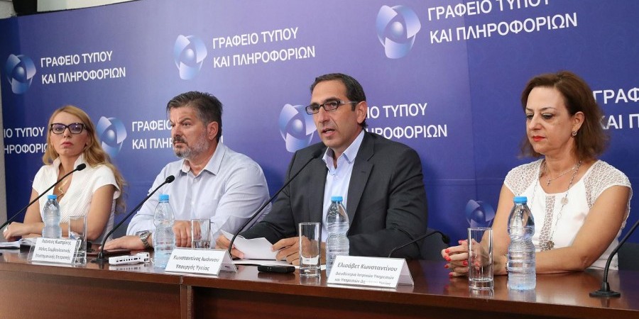 Σ' εξέλιξη η έκτακτη σύσκεψη Υπουργού-Επιδημιολόγων... thumb