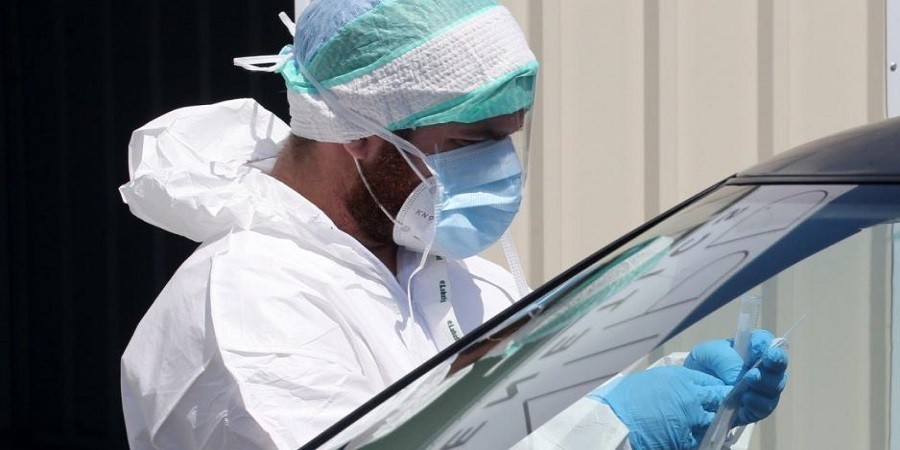 Ραγδαία αύξηση, τρεις θανάτοι και πάνω από 800 τα κρούσματα! thumb