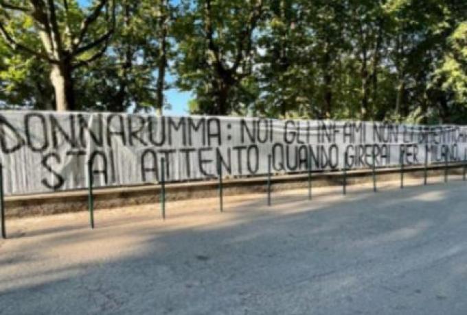 Απειλές των οπαδών της Μίλαν σε Ντοναρούμα: «Δεν ξεχνάμε προδότη» (pic) thumb