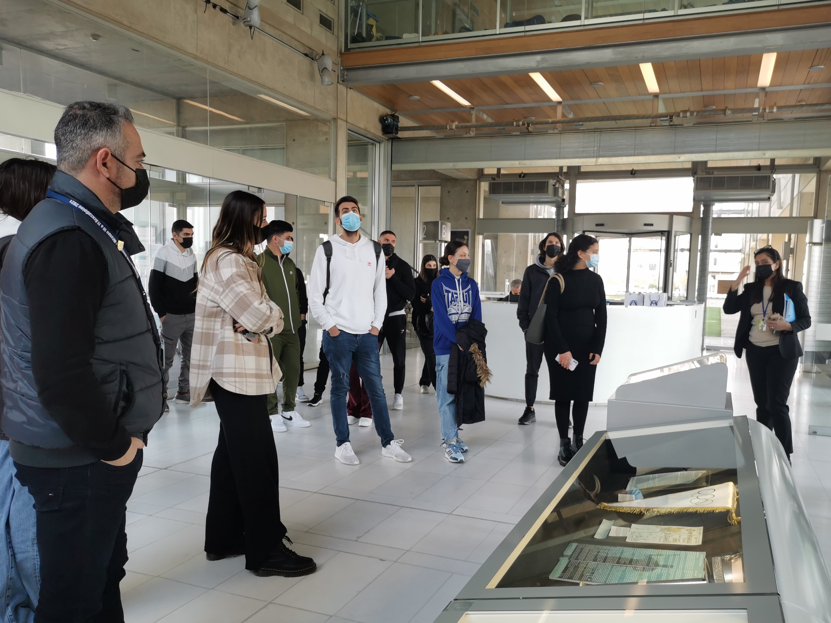 Επίσκεψη Φοιτητών του Πανεπιστημίου Κύπρου στο Ολυμπιακό Μέγαρο thumb