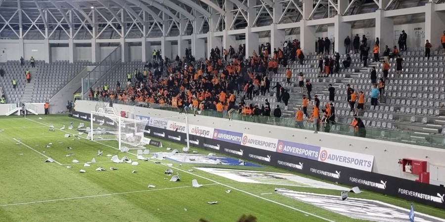 Σοκ: Ξυλοφόρτωσαν 19χρονο οπαδό - Μία σύλληψη thumb