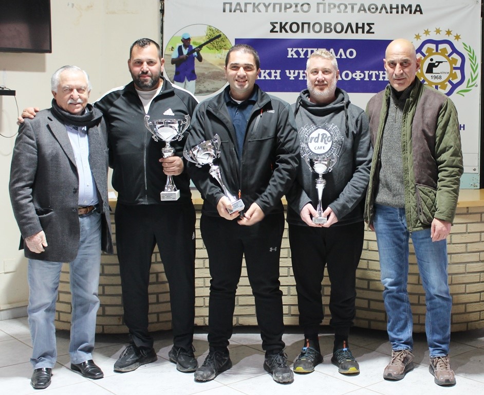 Σκοποβολή: Ο Νικόλας Κυριάκου και οι... αθλητές του thumb