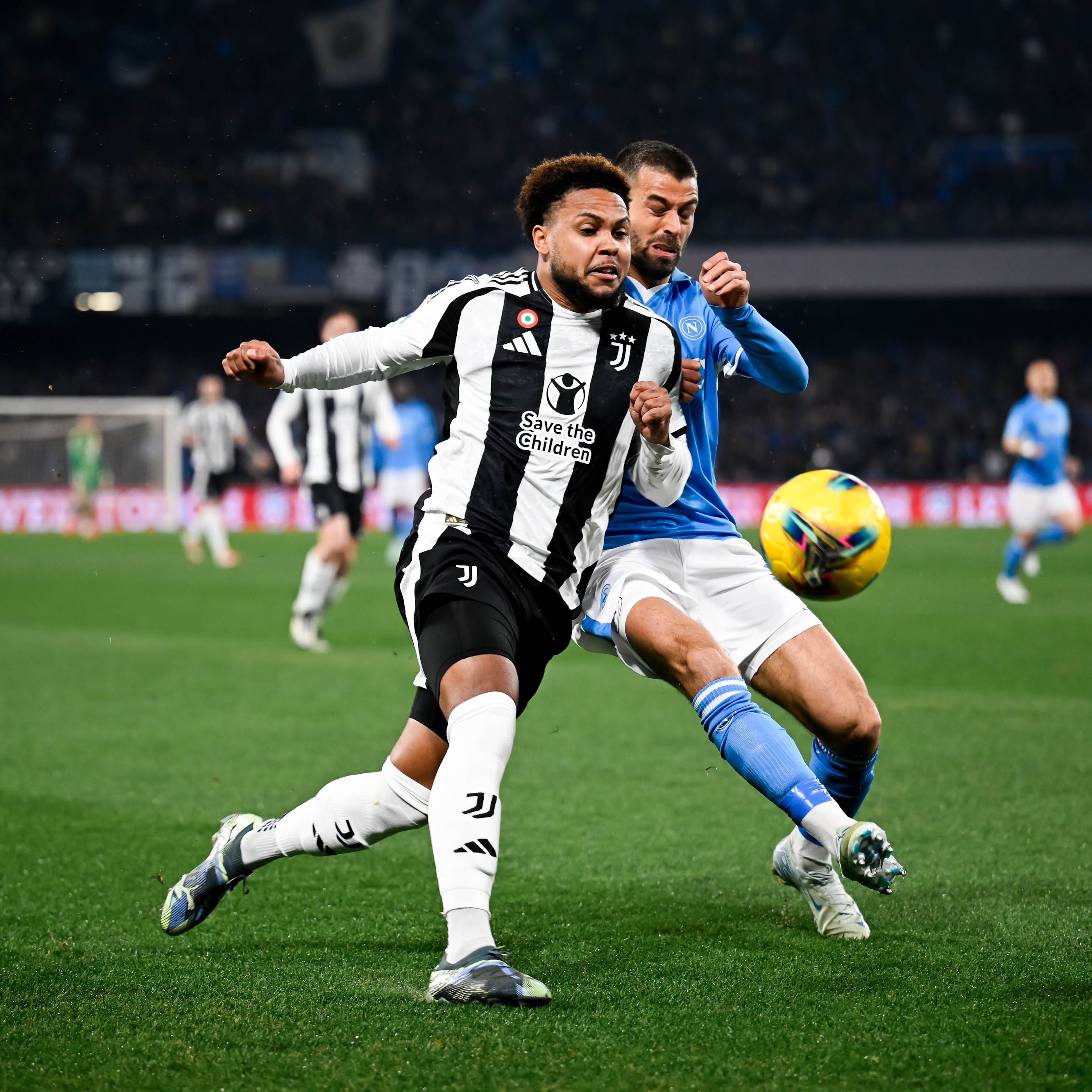 Serie A: Η Νάπολι «έσπασε» το αήττητο της Γιουβέντους thumb
