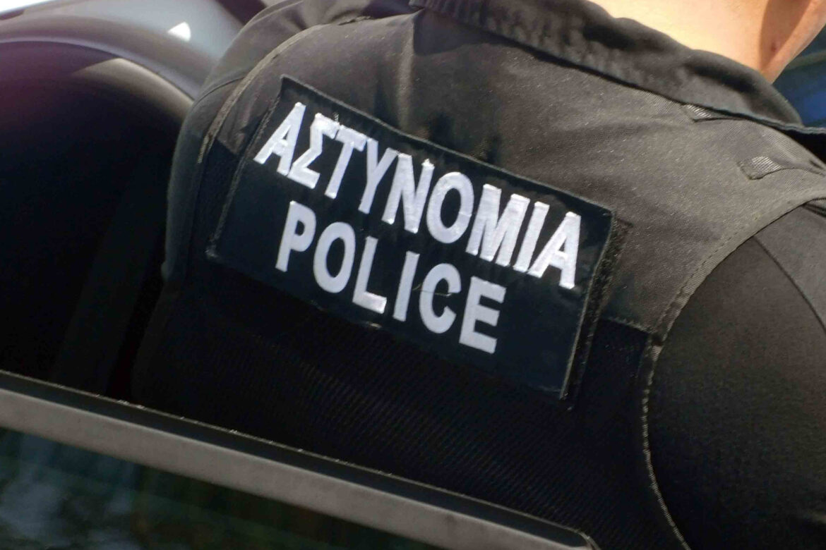Επεισόδια ΑΕΛ-ΑΠΟΕΛ: Σύλληψη 19χρονου  thumb