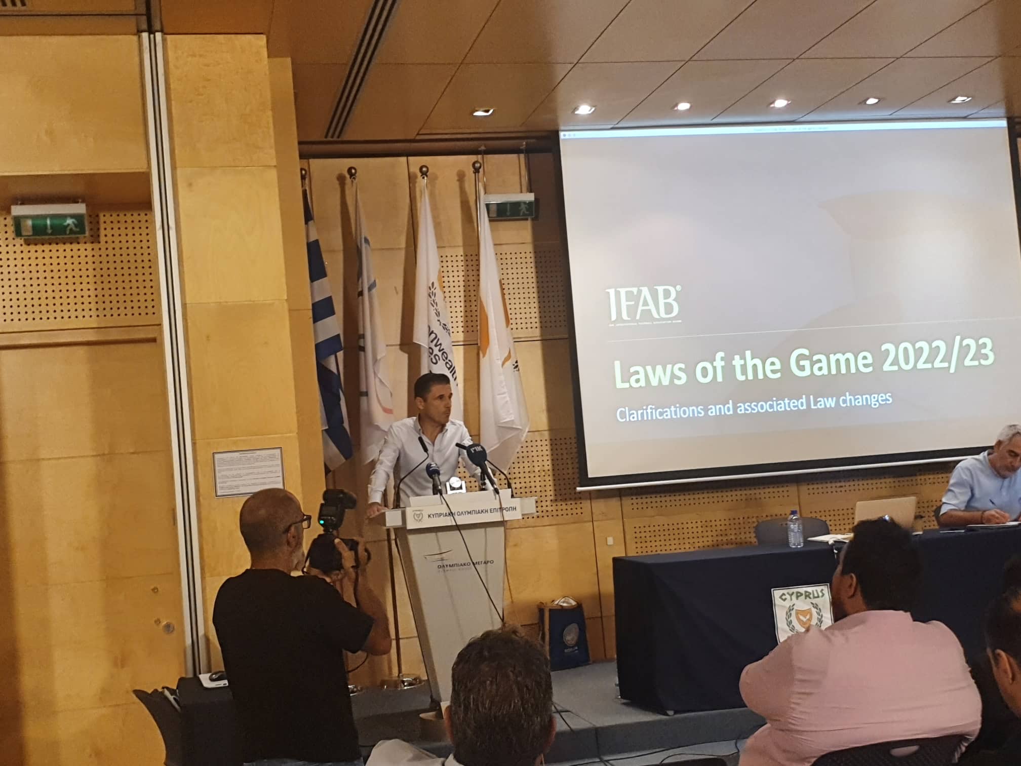 Mάζιτς για αντιδράσεις: «Δεν είμαι ο Άγιος Βασίλης για να ικανοποιώ επιθυμίες!» thumb
